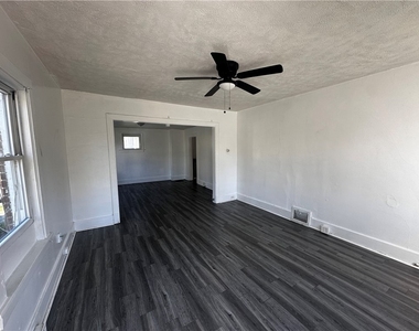 410 W Hallam Ave - Photo Thumbnail 1