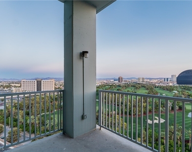 360 E Desert Inn Road - Photo Thumbnail 45