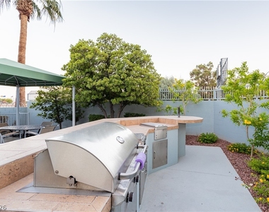 360 E Desert Inn Road - Photo Thumbnail 48