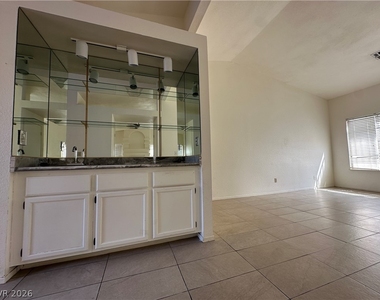 1585 Rowan Tree Drive - Photo Thumbnail 4