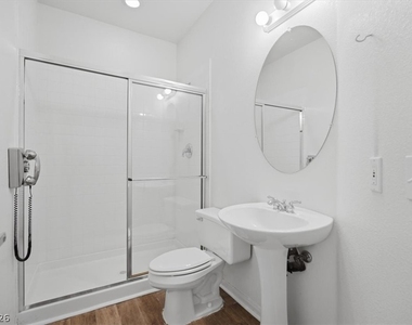 8235 Coyado Street - Photo Thumbnail 7