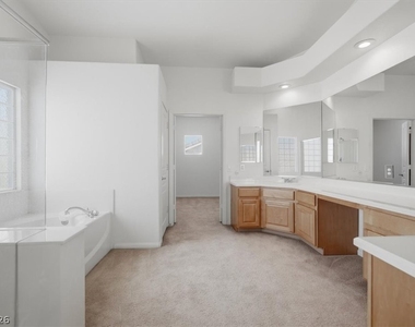 8235 Coyado Street - Photo Thumbnail 15