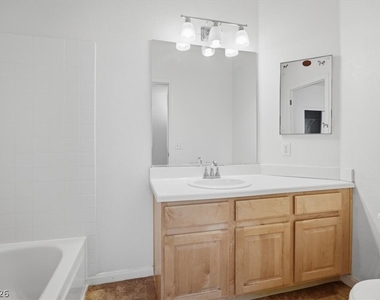 8235 Coyado Street - Photo Thumbnail 23