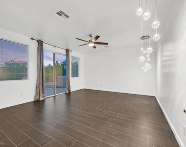 11377 Rancho Villa Verde Place - Photo Thumbnail 12