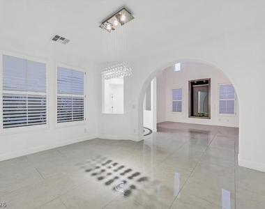 11377 Rancho Villa Verde Place - Photo Thumbnail 4