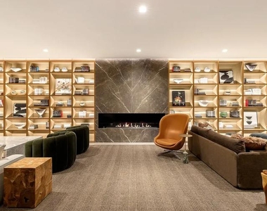 215 West 28th Street - Photo Thumbnail 5