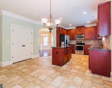 75 Village Park Drive - Photo Thumbnail 6