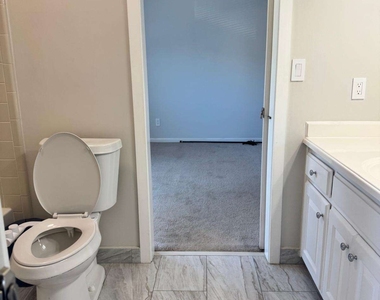 1230 Saint Ives Court - Photo Thumbnail 24