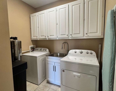 1230 Saint Ives Court - Photo Thumbnail 28