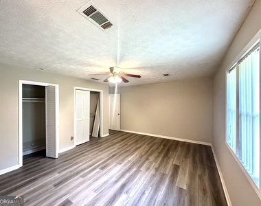 100 Lakeview Lane - Photo Thumbnail 17