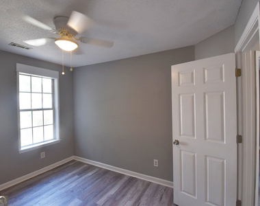 700 S Fairfield Drive - Photo Thumbnail 21