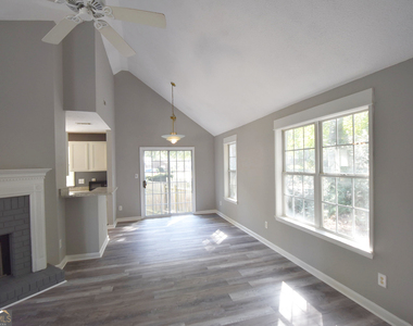 700 S Fairfield Drive - Photo Thumbnail 6