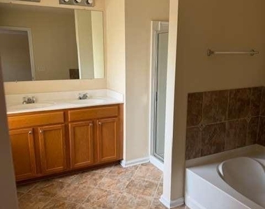 6147 Bellewood Ash Lane - Photo Thumbnail 20