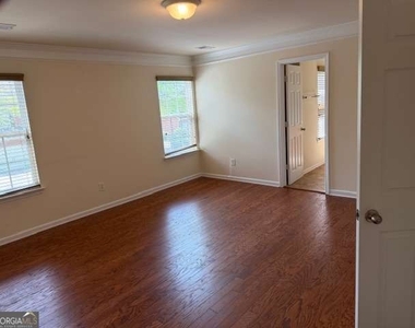 6147 Bellewood Ash Lane - Photo Thumbnail 19
