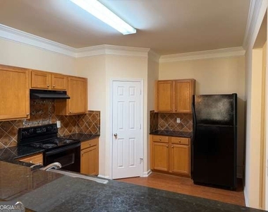 6147 Bellewood Ash Lane - Photo Thumbnail 14
