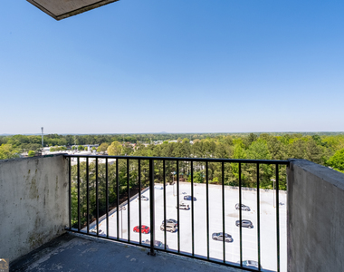 300 Johnson Ferry Road - Photo Thumbnail 10