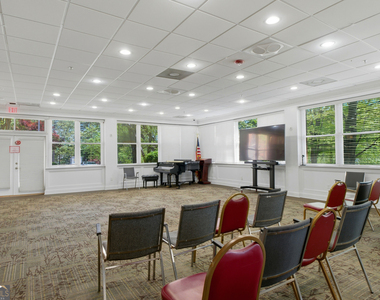 300 Johnson Ferry Road - Photo Thumbnail 23