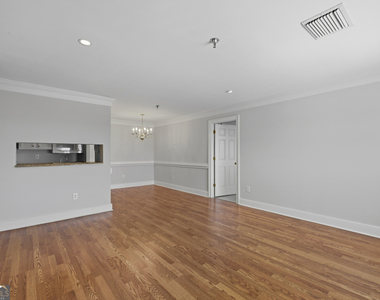 300 Johnson Ferry Road - Photo Thumbnail 11
