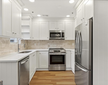 245 Winding River Drive - Photo Thumbnail 9