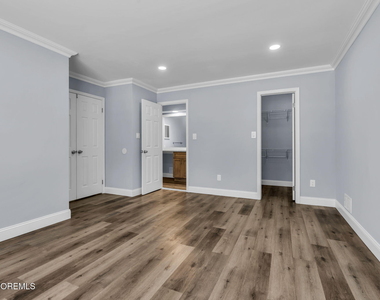 401 Hampton Court - Photo Thumbnail 22
