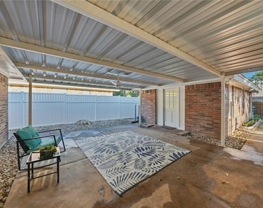 1129 W Hills Terrace - Photo Thumbnail 29