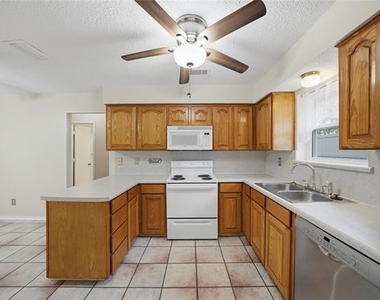 1129 W Hills Terrace - Photo Thumbnail 21