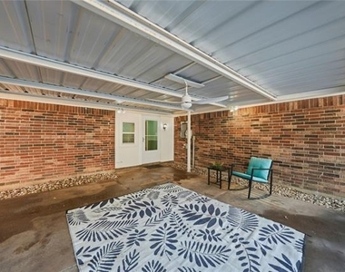 1129 W Hills Terrace - Photo Thumbnail 28