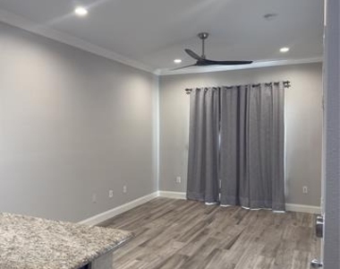 3102 Kings Road - Photo Thumbnail 18