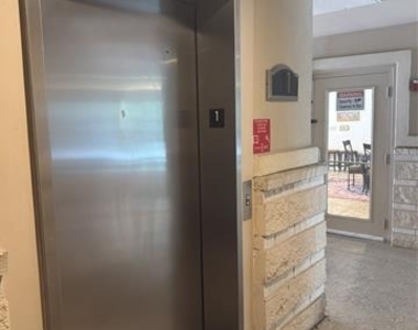 3102 Kings Road - Photo Thumbnail 19