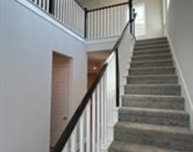 9008 Guadalupe Street - Photo Thumbnail 26