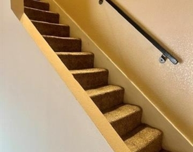4777 Cedar Springs Road - Photo Thumbnail 9