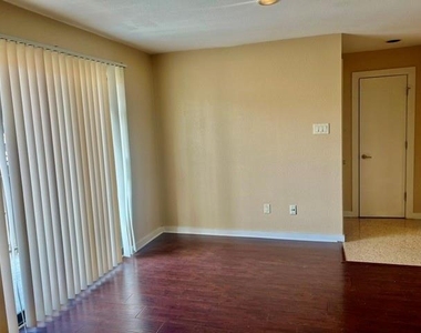 4777 Cedar Springs Road - Photo Thumbnail 7
