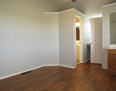 4657 S Bonnie Brae Street - Photo Thumbnail 18