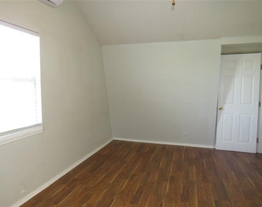 4657 S Bonnie Brae Street - Photo Thumbnail 21