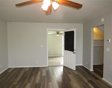 4657 S Bonnie Brae Street - Photo Thumbnail 14