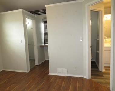 4657 S Bonnie Brae Street - Photo Thumbnail 25