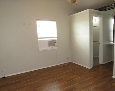 4657 S Bonnie Brae Street - Photo Thumbnail 26