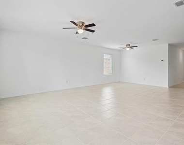 1312 Claireborne Court - Photo Thumbnail 9