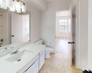 8108 Foxfire Lane - Photo Thumbnail 11