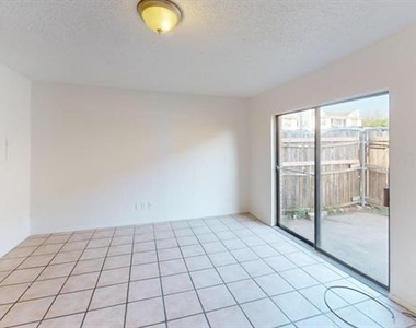 8108 Foxfire Lane - Photo Thumbnail 6