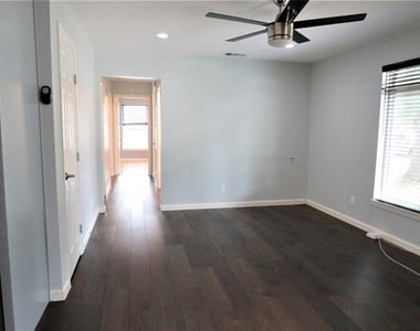 1026 Thomas Street - Photo Thumbnail 1