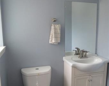 1026 Thomas Street - Photo Thumbnail 7