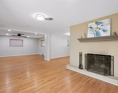 3605 Jeanette Drive - Photo Thumbnail 6