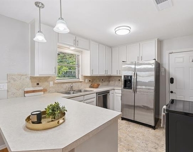 3605 Jeanette Drive - Photo Thumbnail 3