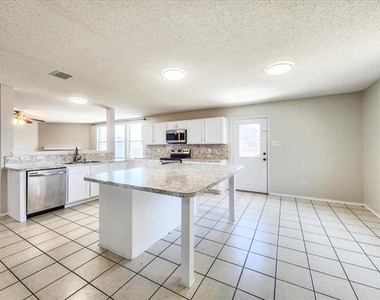 601 Jagera Way - Photo Thumbnail 16