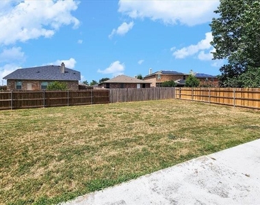 601 Jagera Way - Photo Thumbnail 36