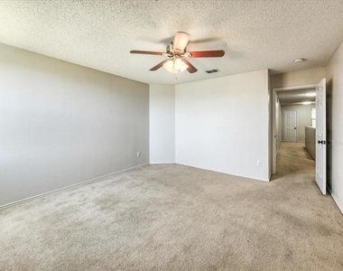 601 Jagera Way - Photo Thumbnail 21