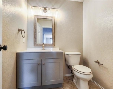 601 Jagera Way - Photo Thumbnail 34