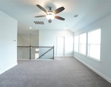 3324 Wildwood Drive - Photo Thumbnail 20