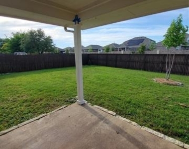1132 Honeywell Drive - Photo Thumbnail 15